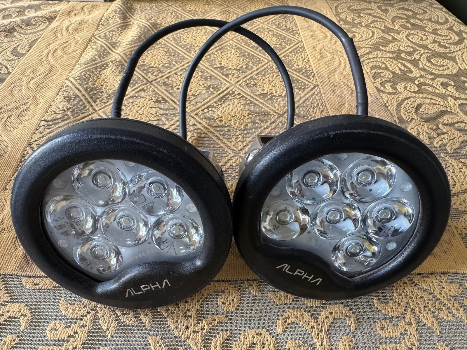 MadDog Alpha 6-LED Aux Lights + Switch & Wire Harness Pro + Filters 3