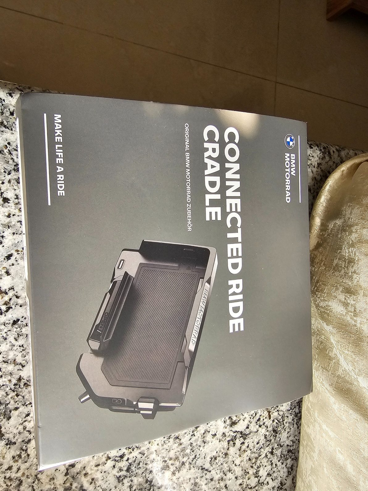BMW connected ride Cradle 2