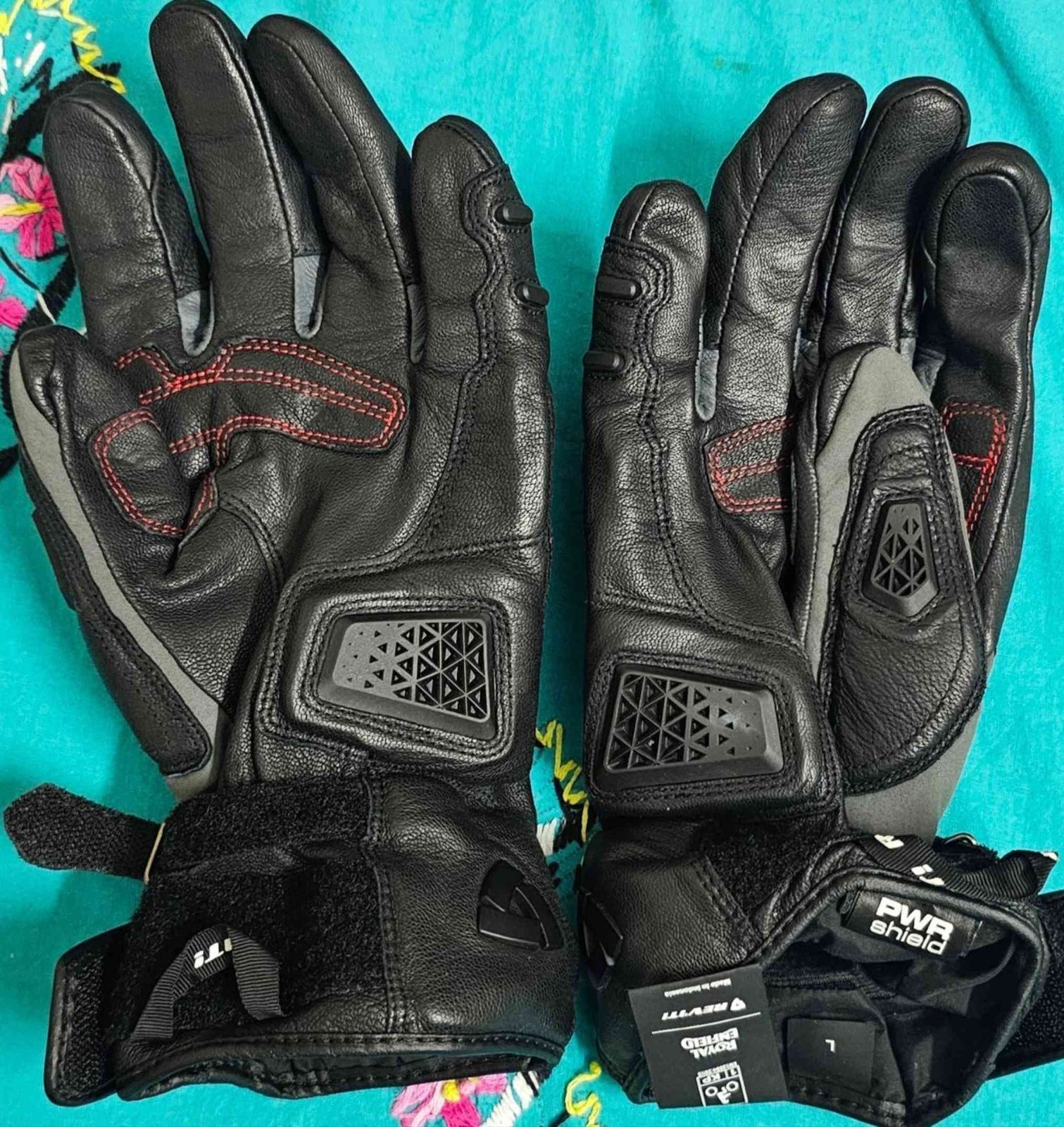 Royal Enfield X Rev'It Mens Darcha Black Riding Gloves 3