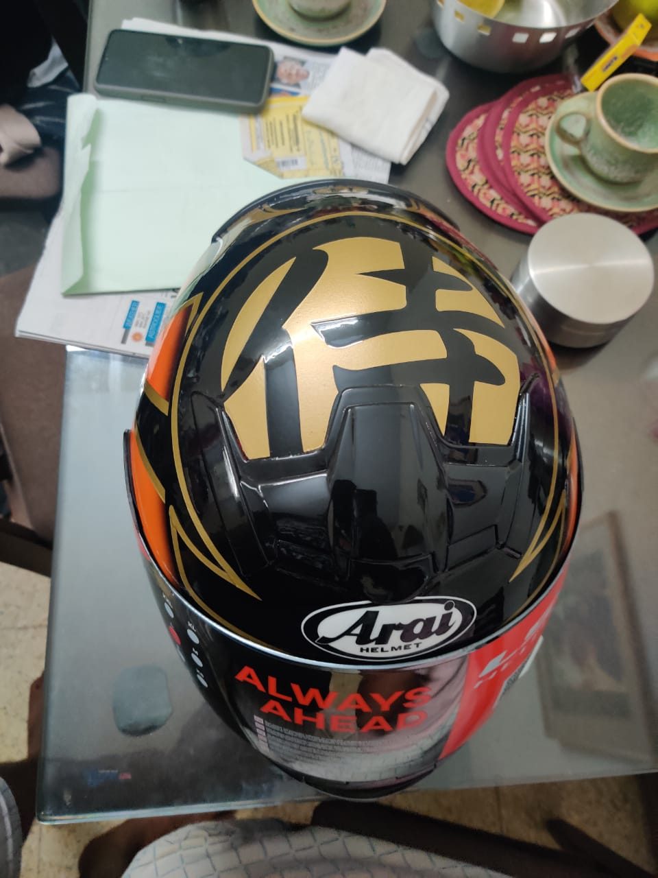 Ls2 custom painted helmet in arai design 2