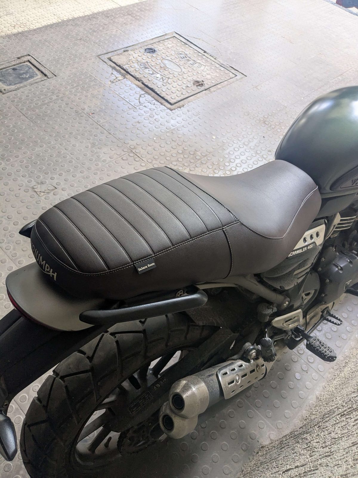 Touring Seat - Triumph Scrambler 400x 2