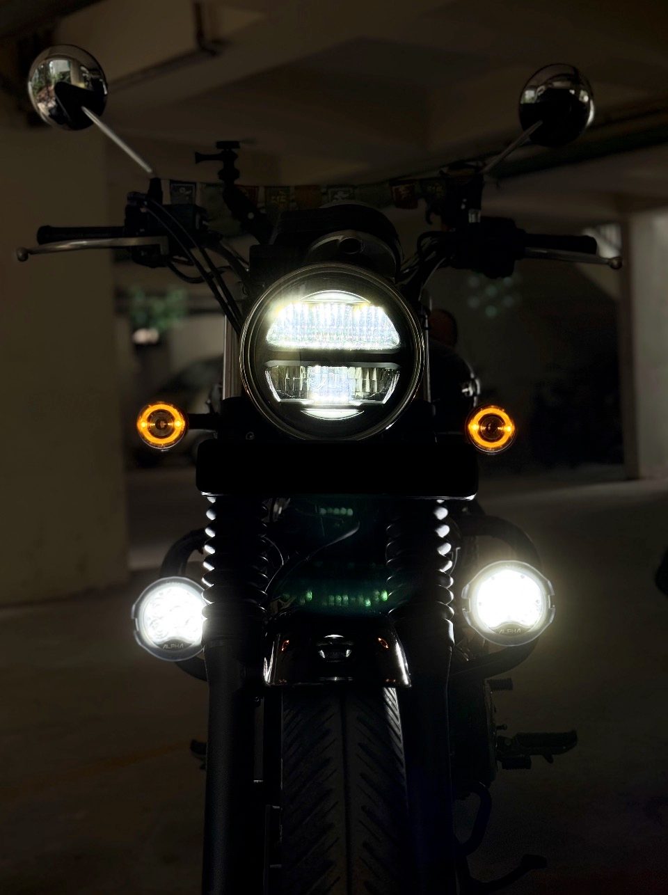 MadDog Alpha 6-LED Aux Lights + Switch & Wire Harness Pro + Filters - image 1