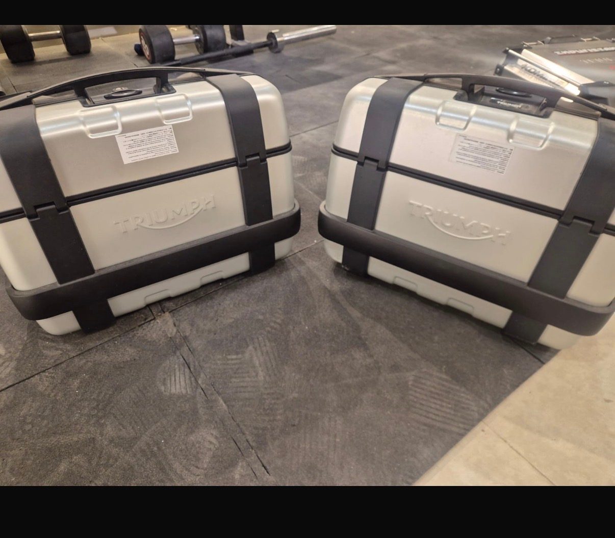 TRIUMPH TIGER Original Side Panniers and Stand  - image 1