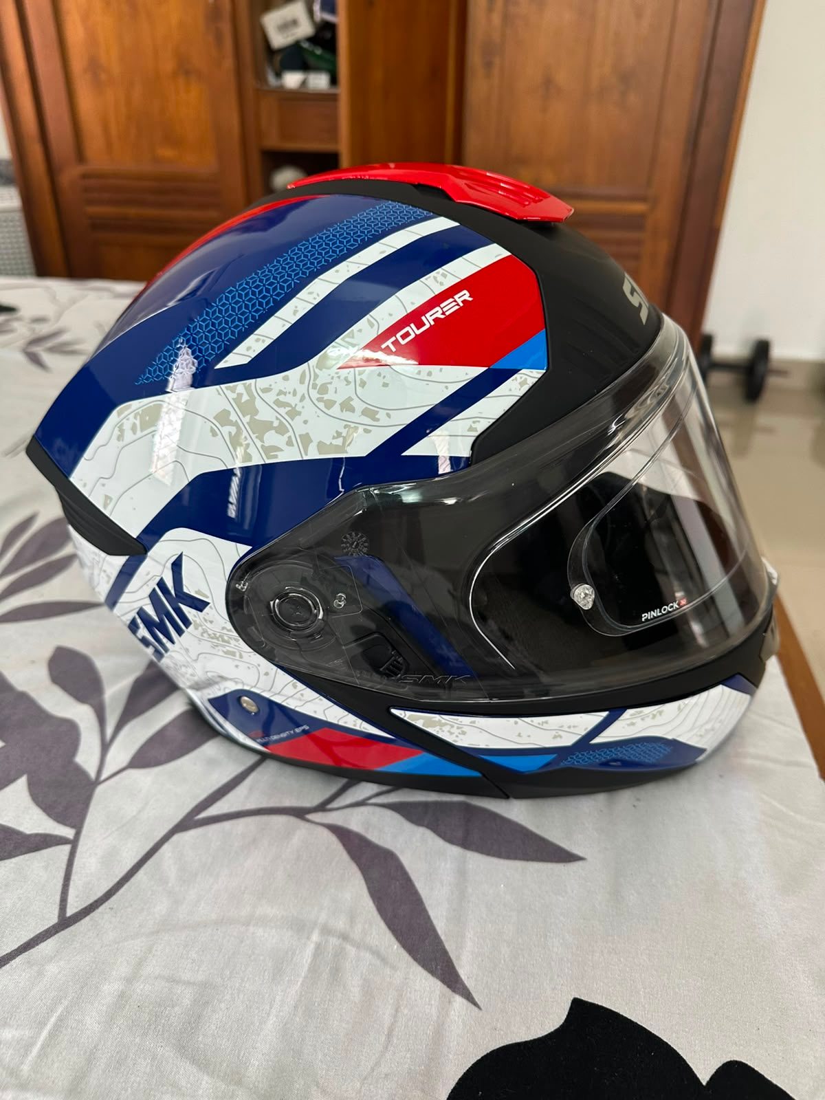 SMK gullwing modular Helmet XL 3