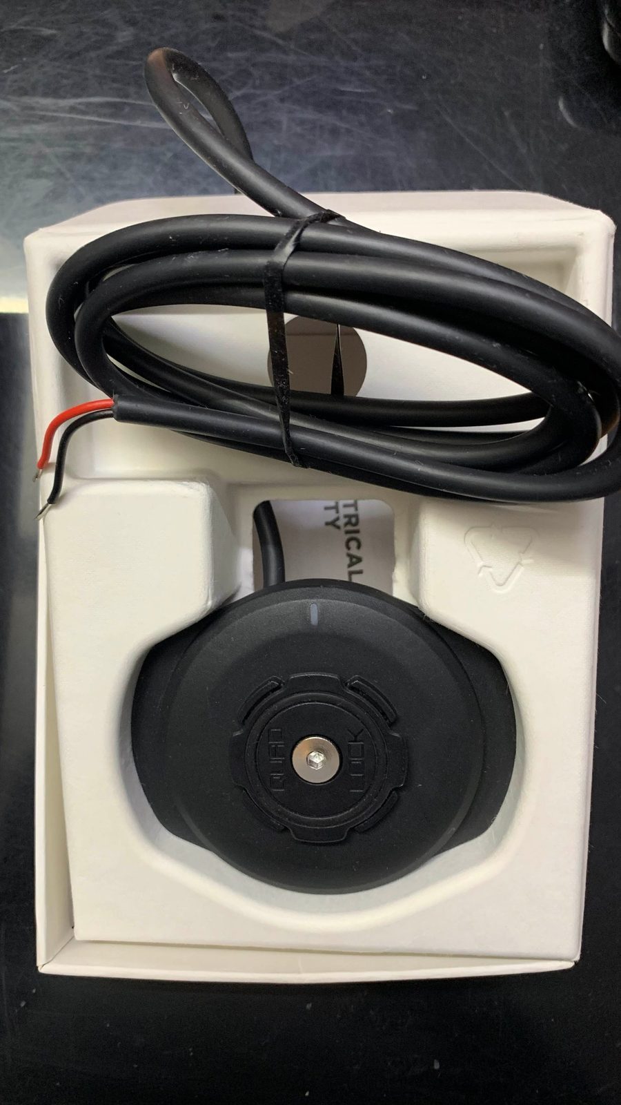 Quadlock Waterproof Wireless Charger 3