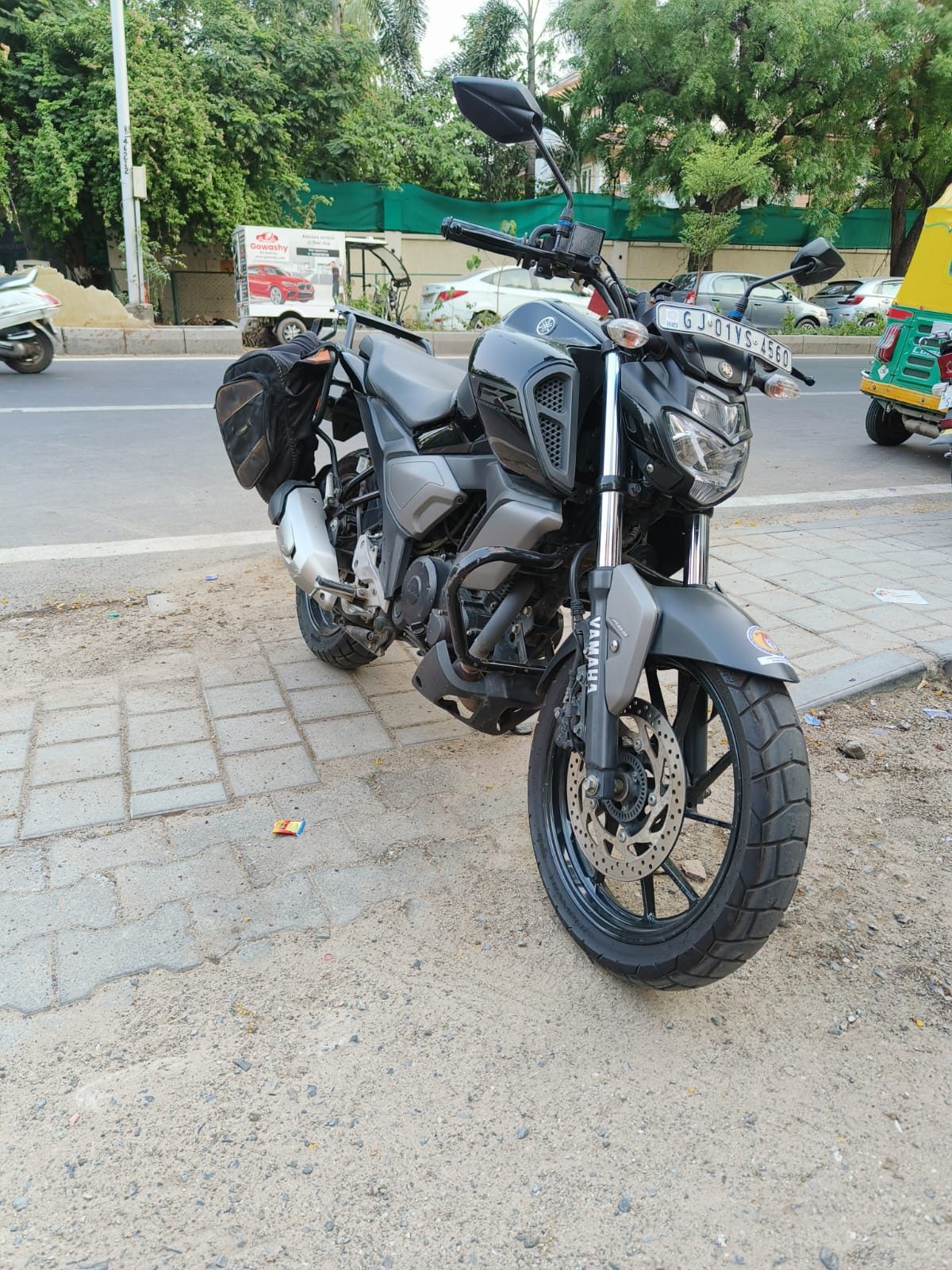 Yamaha FZ V3 - image 1