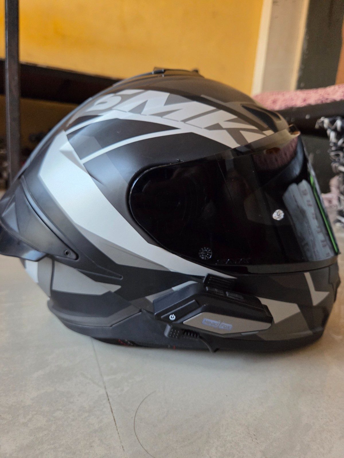 Full Face Motorcycle Helmet - image 1