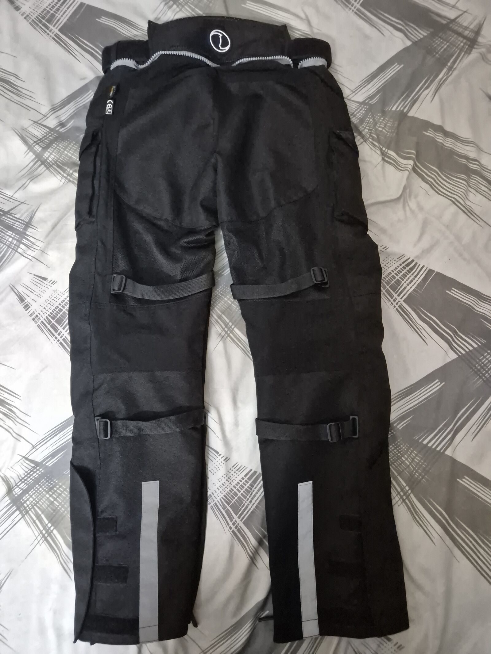 Rynox Stealth Air Pro Pants – Size M 2