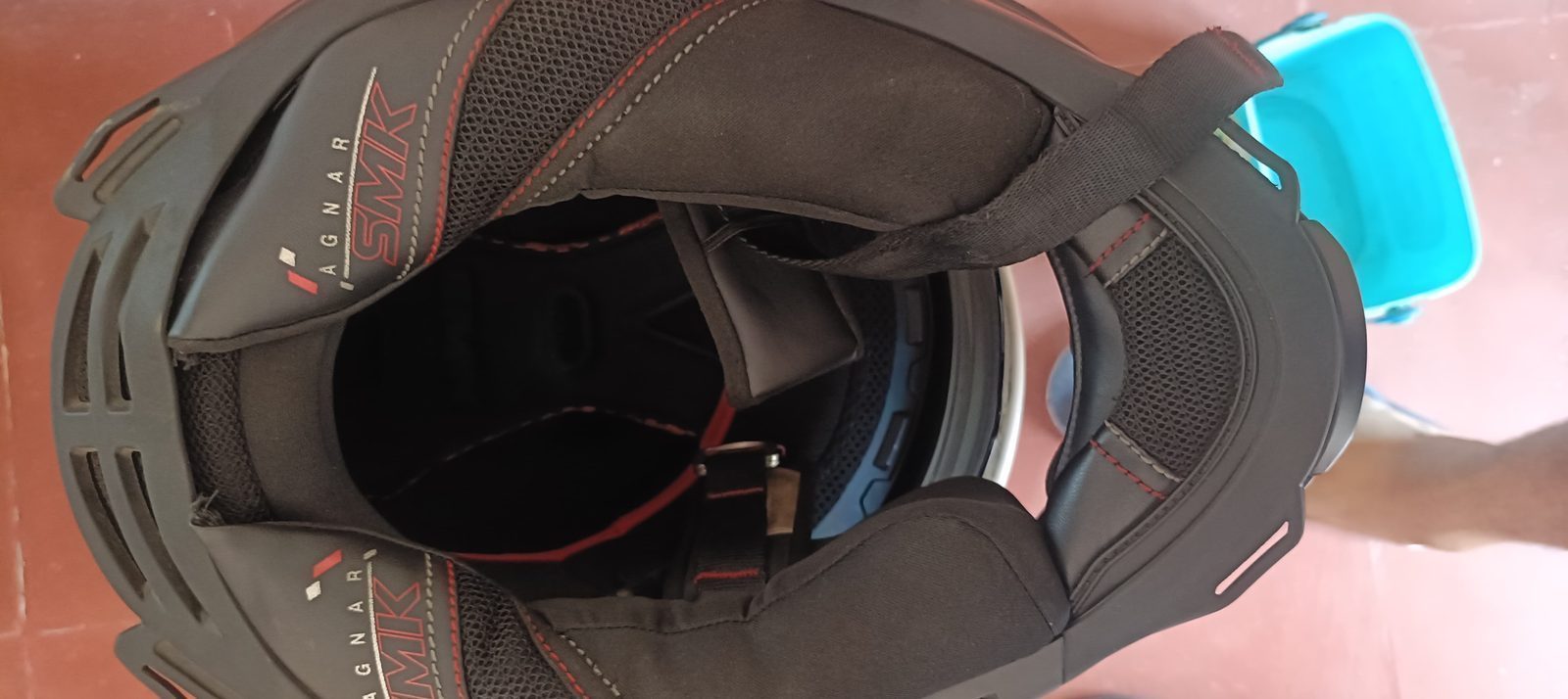 Selling my lightly used SMK helmet 3