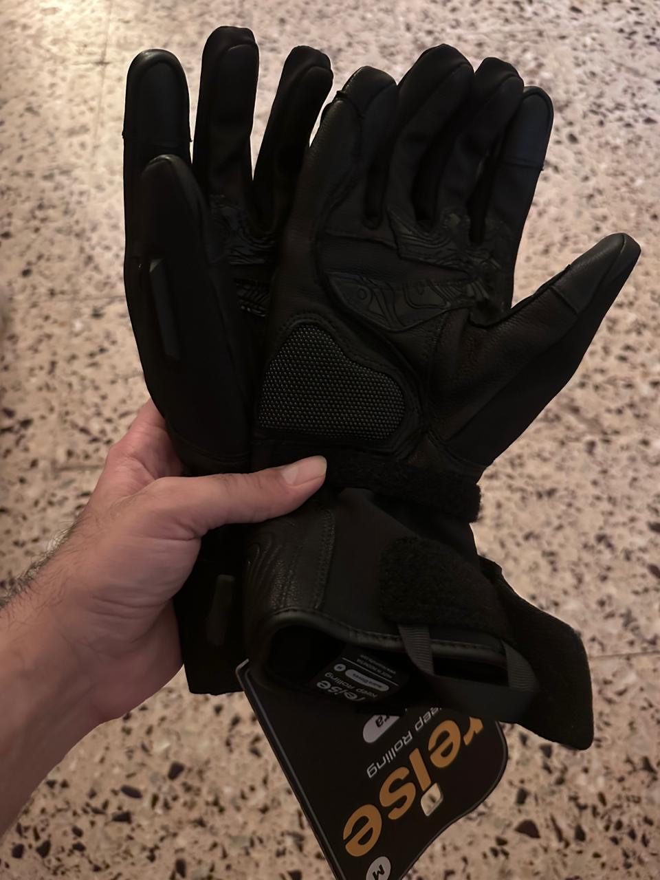 Reise Nubra all Weather Riding Gloves Black 2