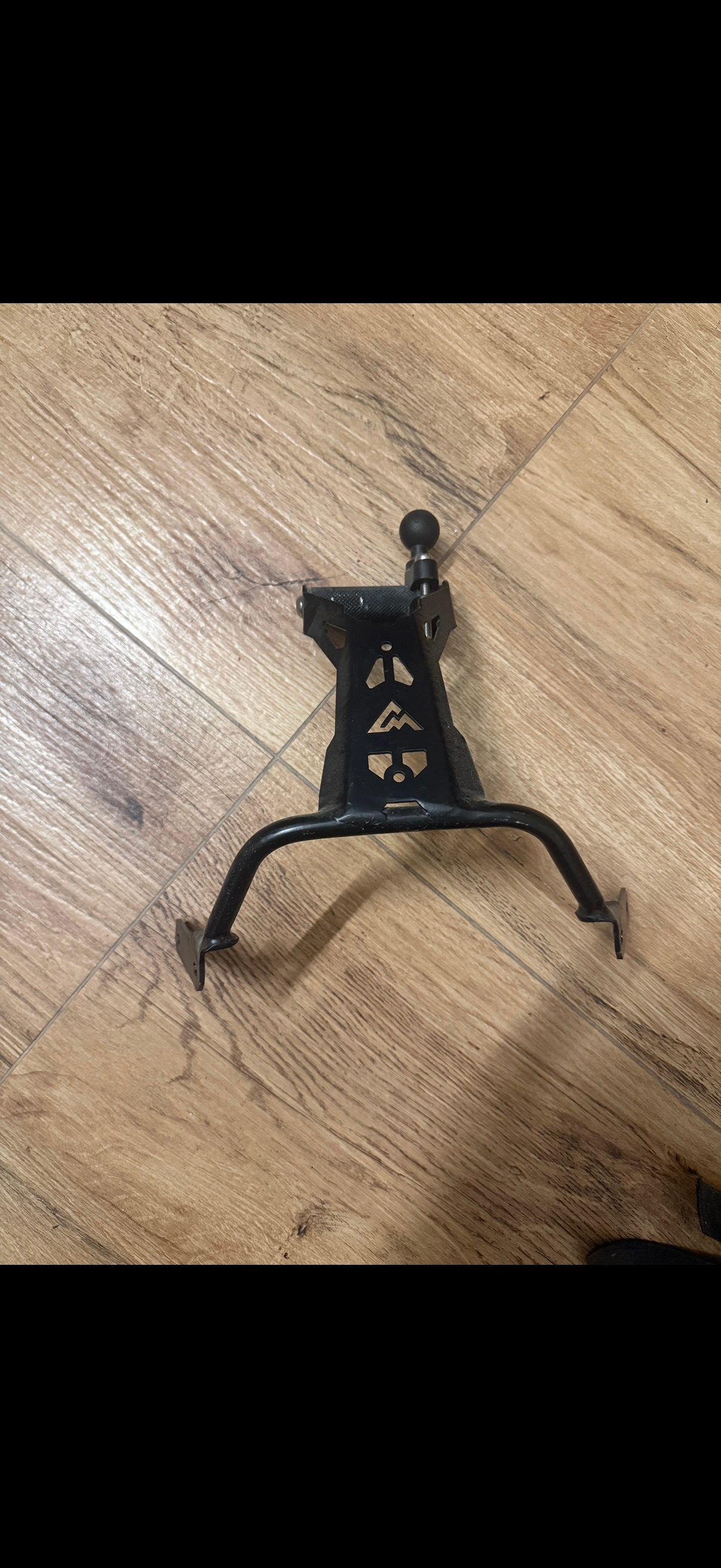 Mobile mount - image 1
