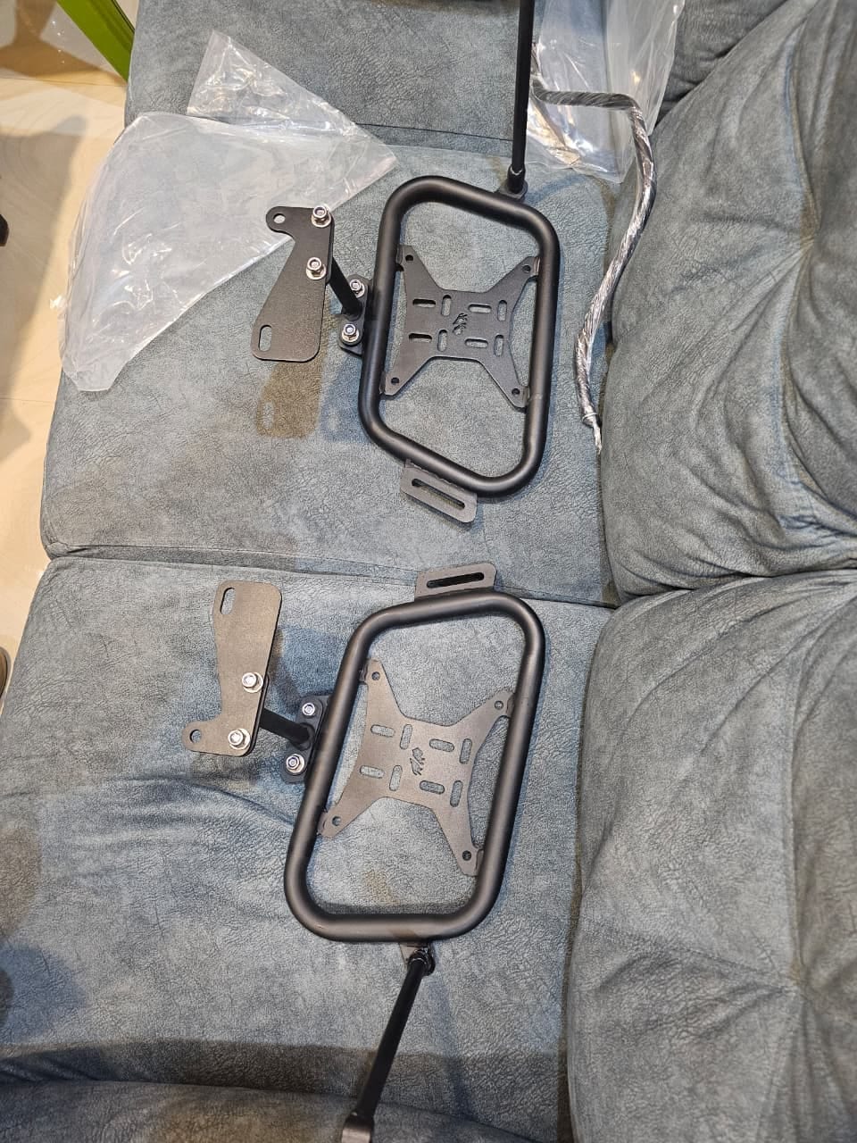 Saddle Stay Triumph Scrambler 400x 4