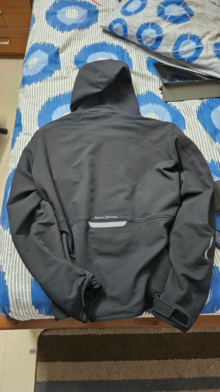 Royal Enfield Urbanite Hoodie Riding Jacket 3