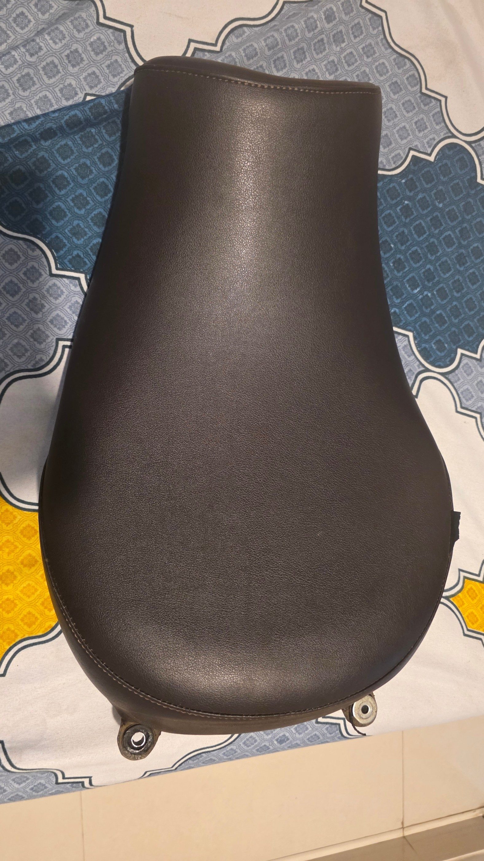 Sahara Low Rider Front Seat for Scrambler 400x - image 1