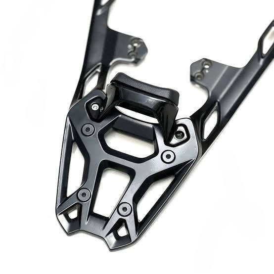 Dominar 400 luggage carrier  - image 1