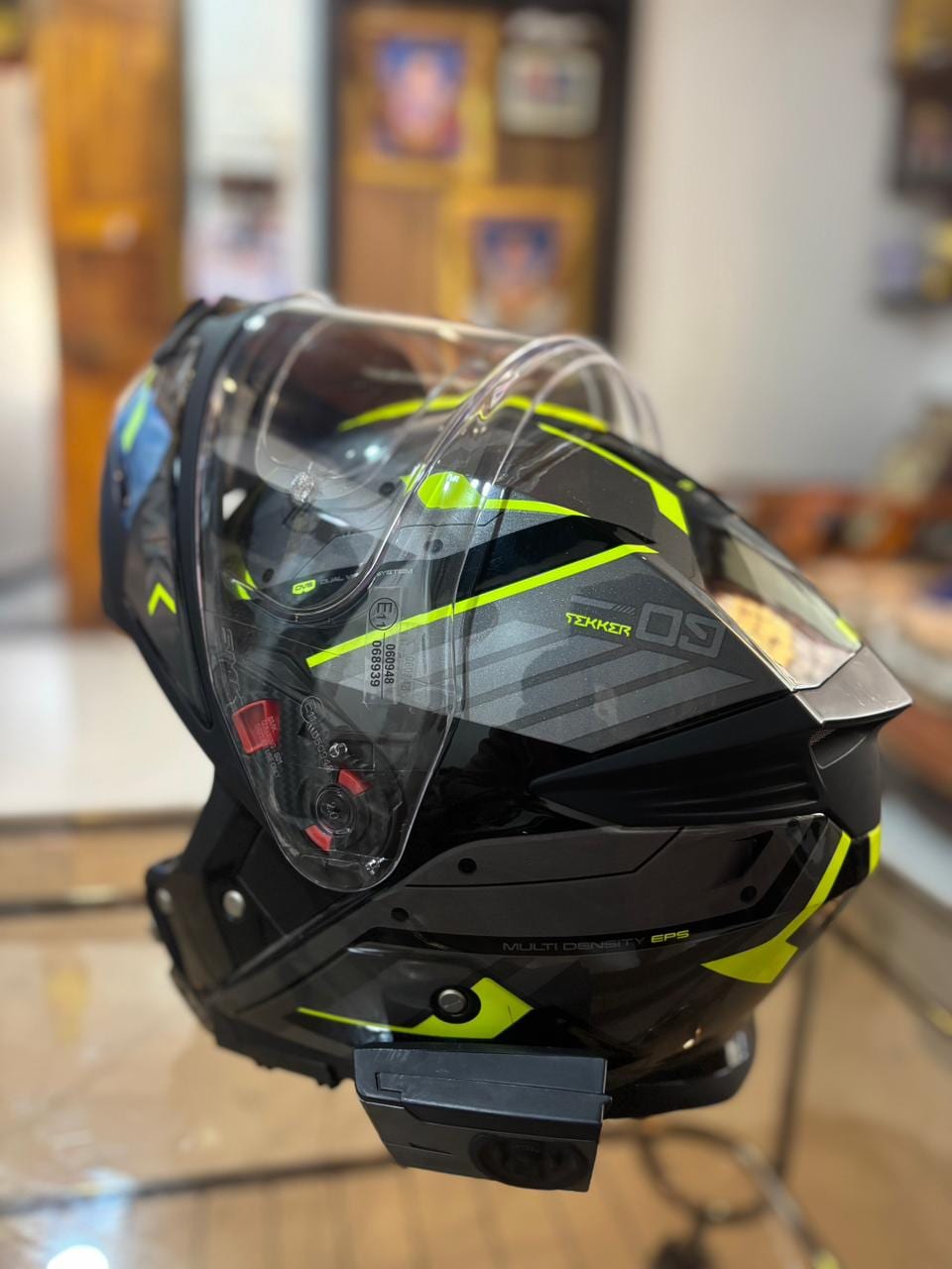 SMK Gullwing model helmet 5