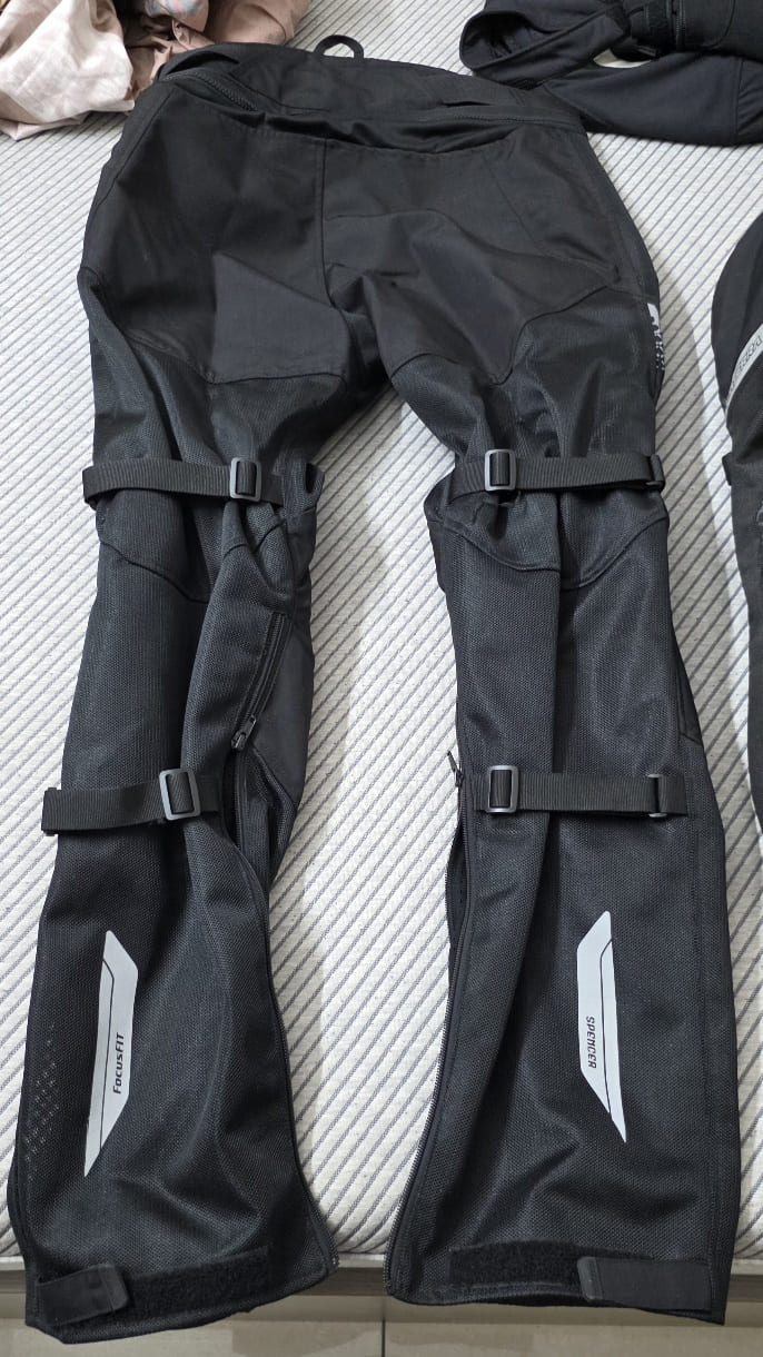 Viaterra Spencer Black Mens Riding Pants 2