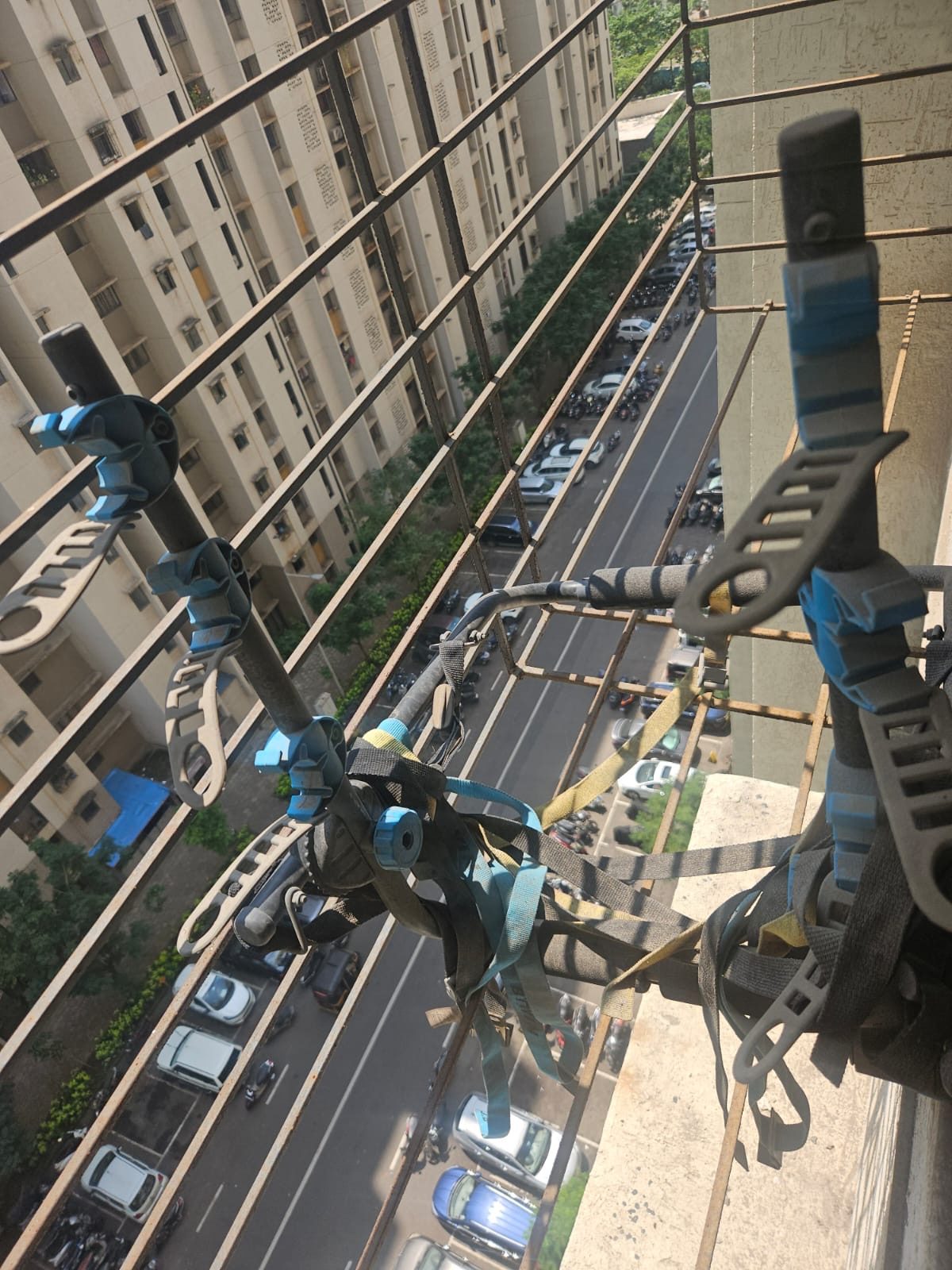 Cycle stand - image 1