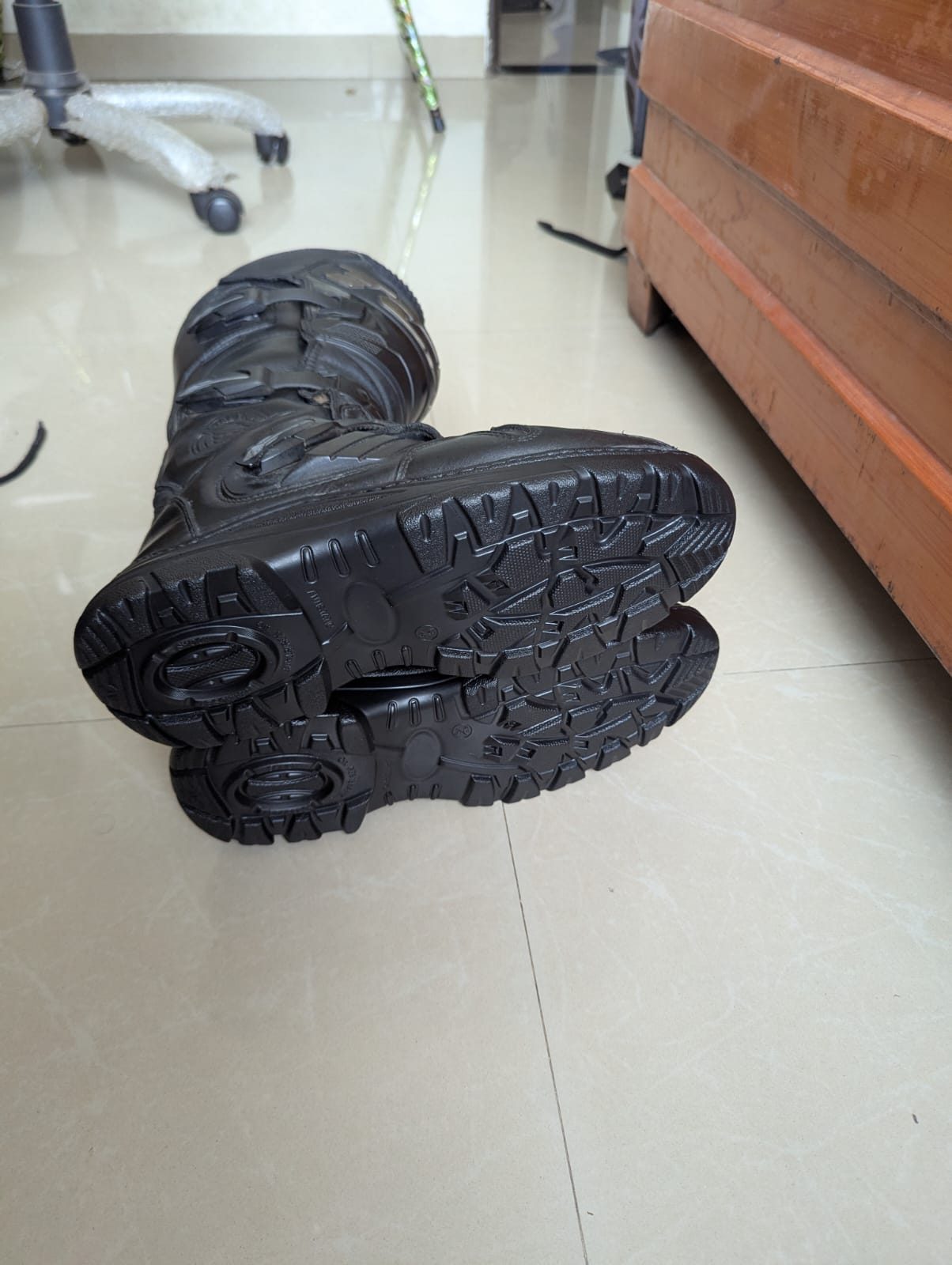 Royal enfield x tcx stelvio boots 3