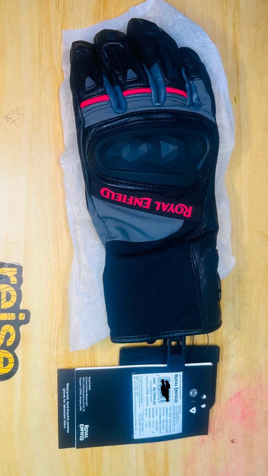 Revit Darcha Gloves 2