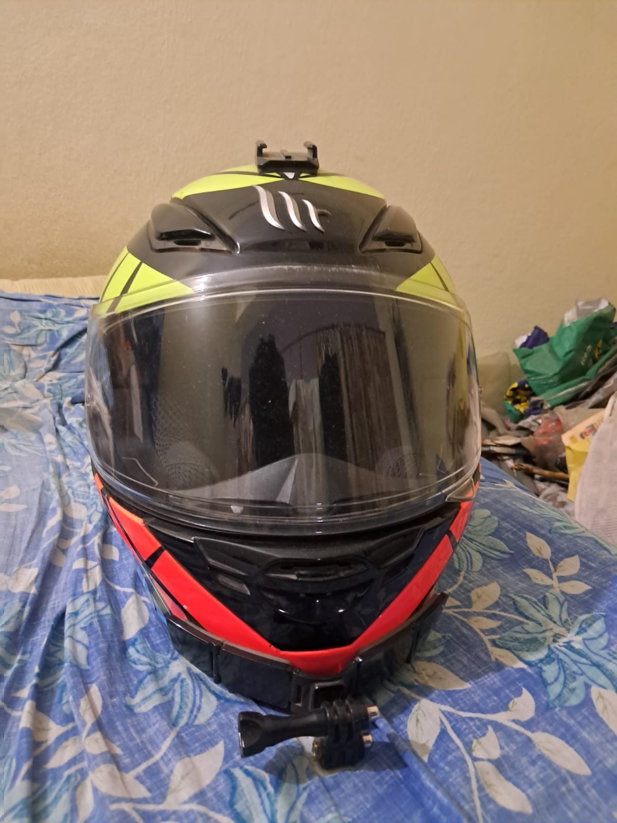 MT REVENGE speeding helmet with go pro mount - image 1
