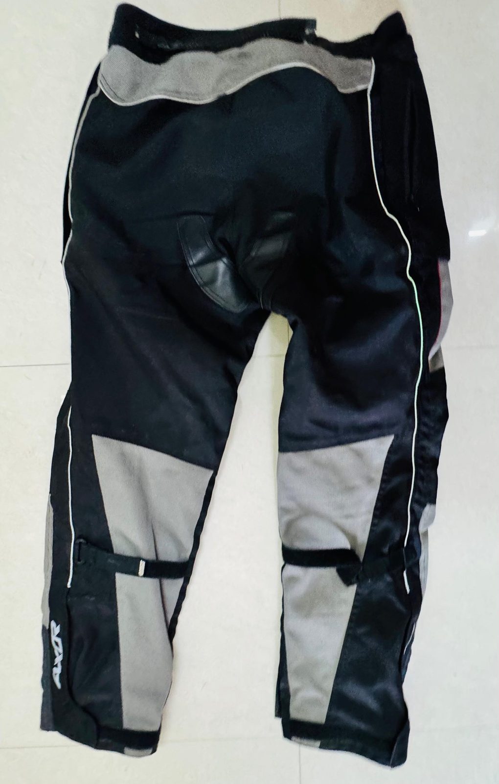 Axor Tourq Riding Pents 2