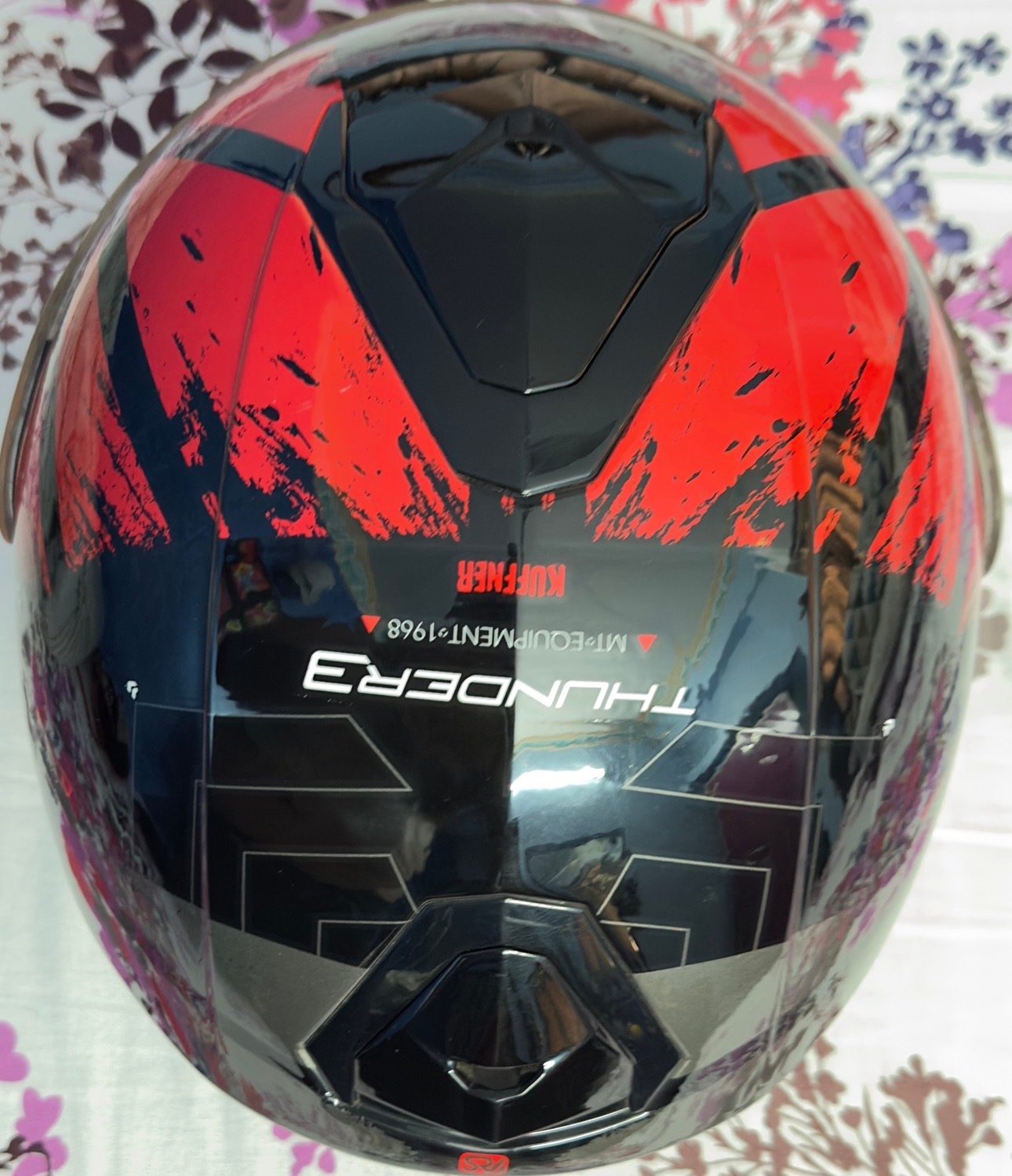 MT Thunder 3 Helmet - image 1