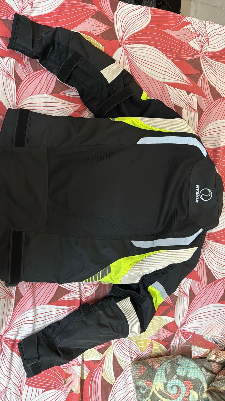 RYNOX tornado pro 4 jacket 3