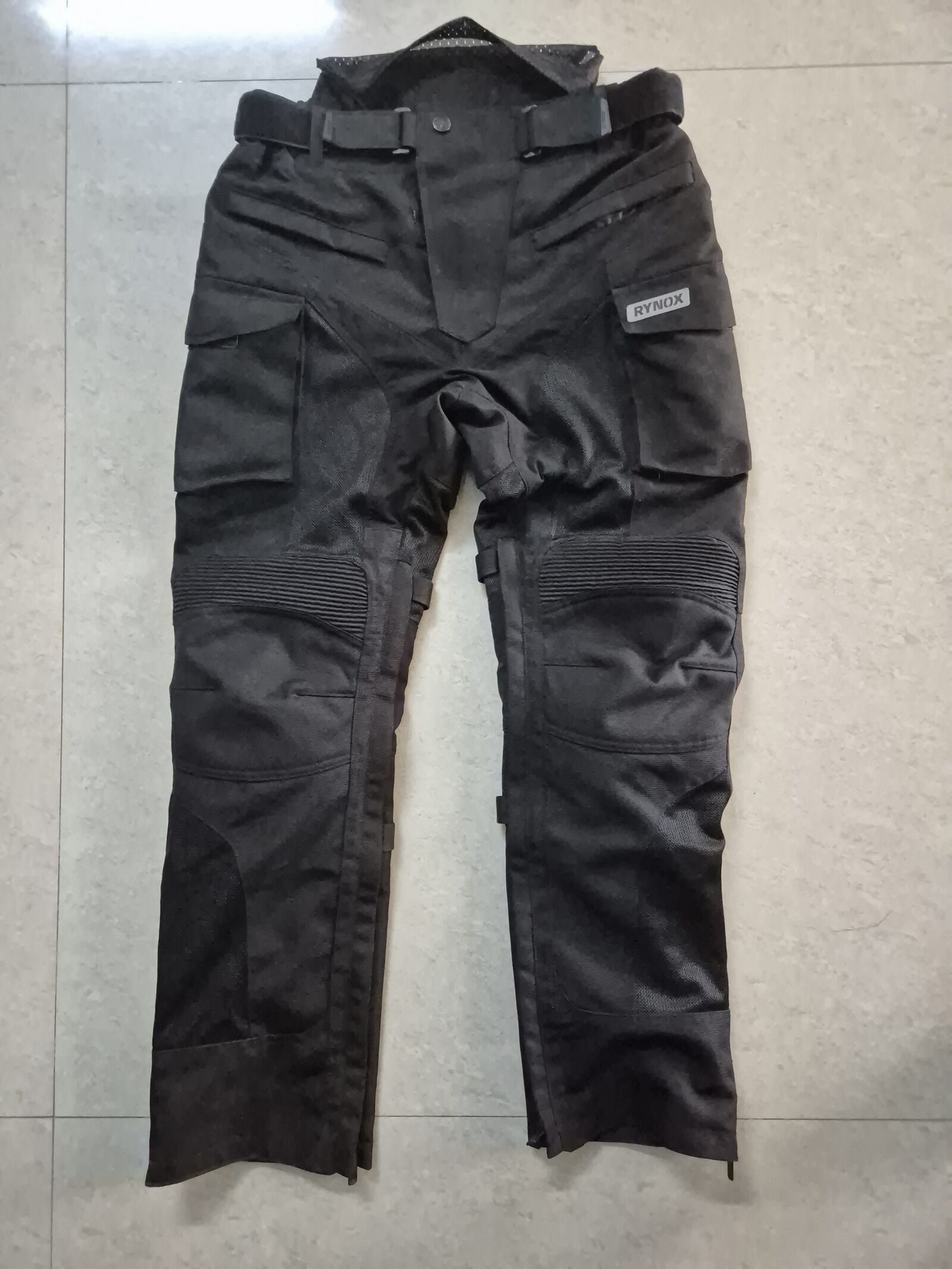 Rynox Stealth Air Pro Pants – Size M - image 1