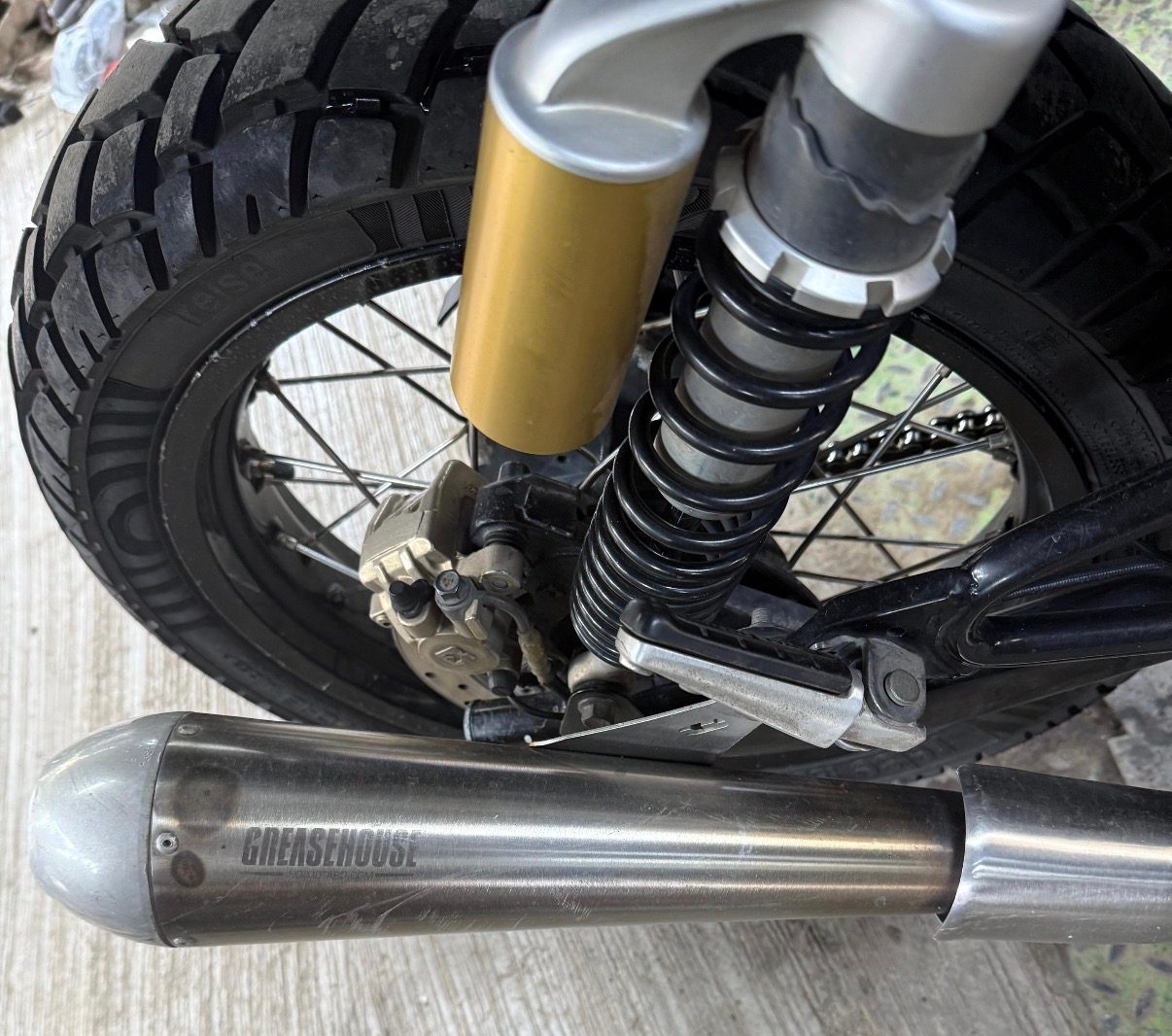 GREASEHOUSE EXHAUST 2