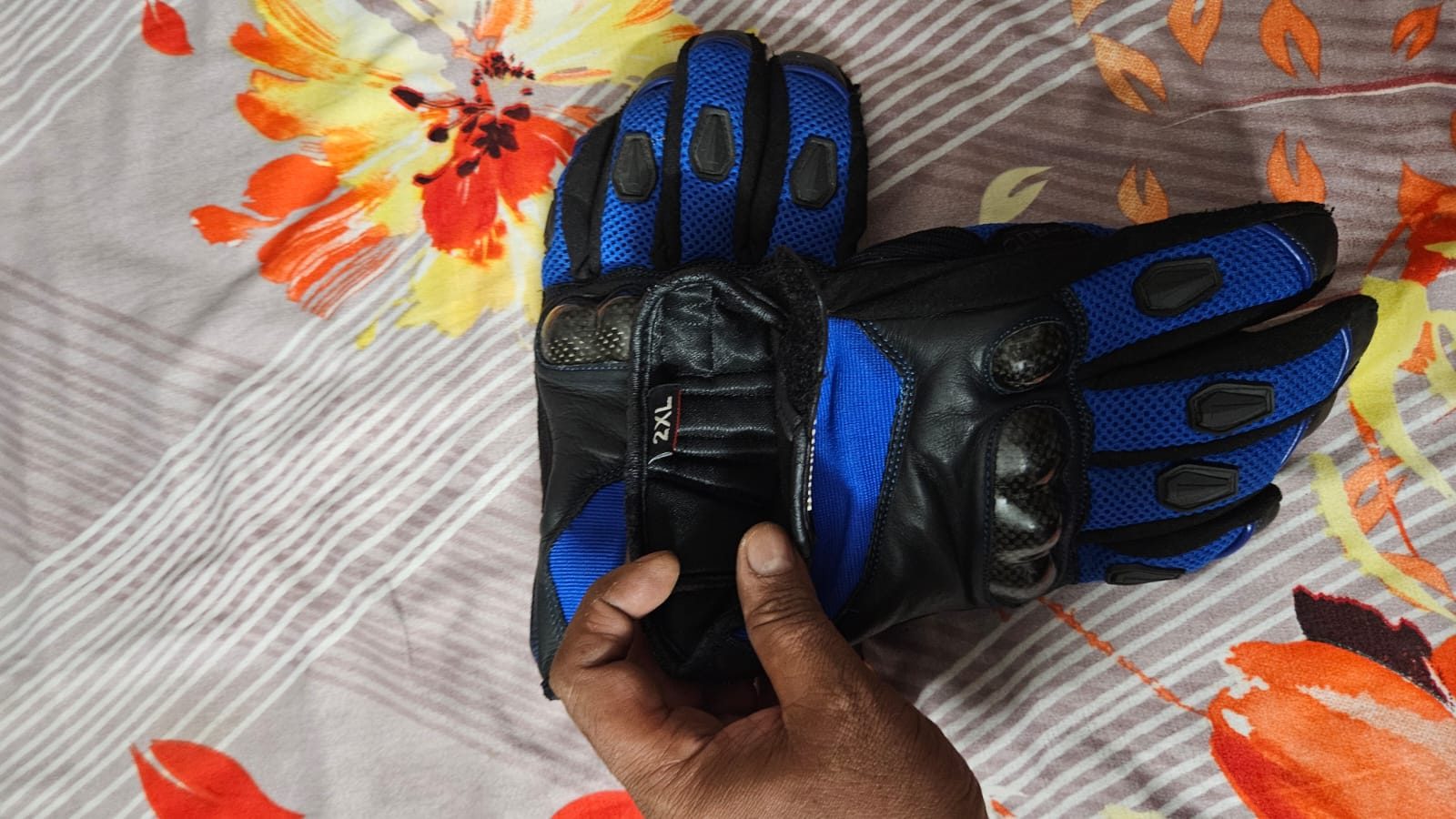 Yamaha Branded Gloves 2