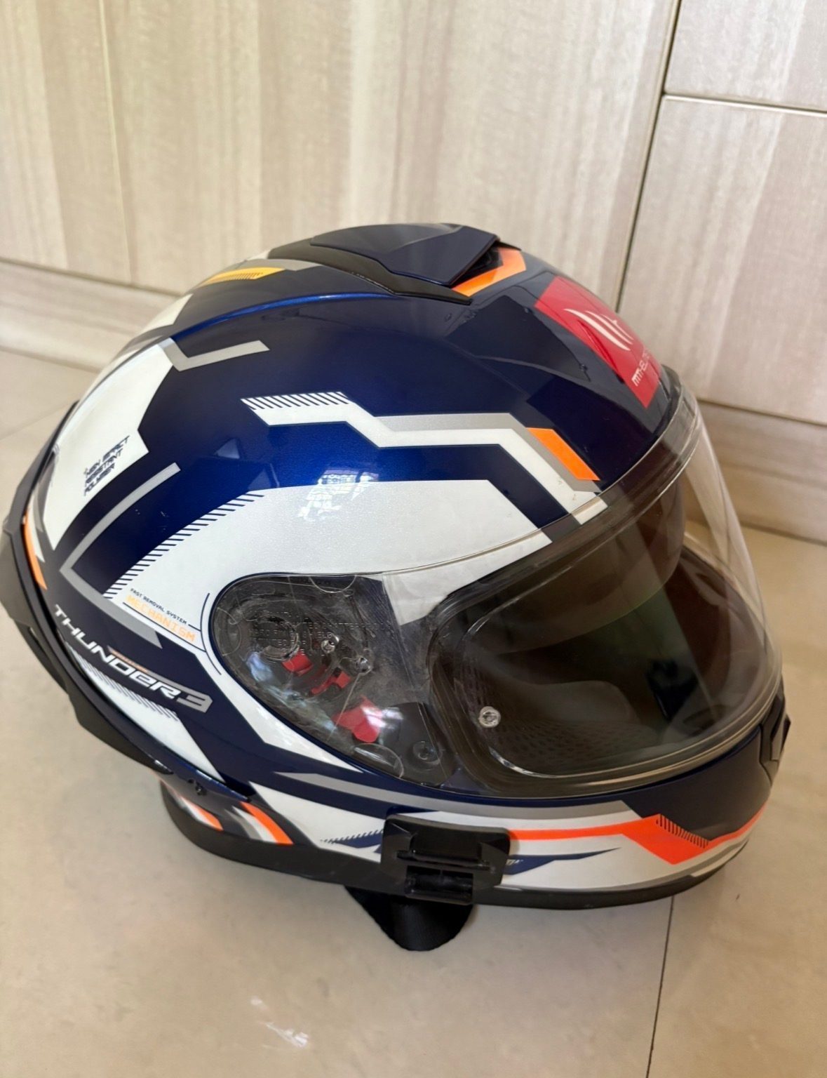 MT thunder 3 helmet 2