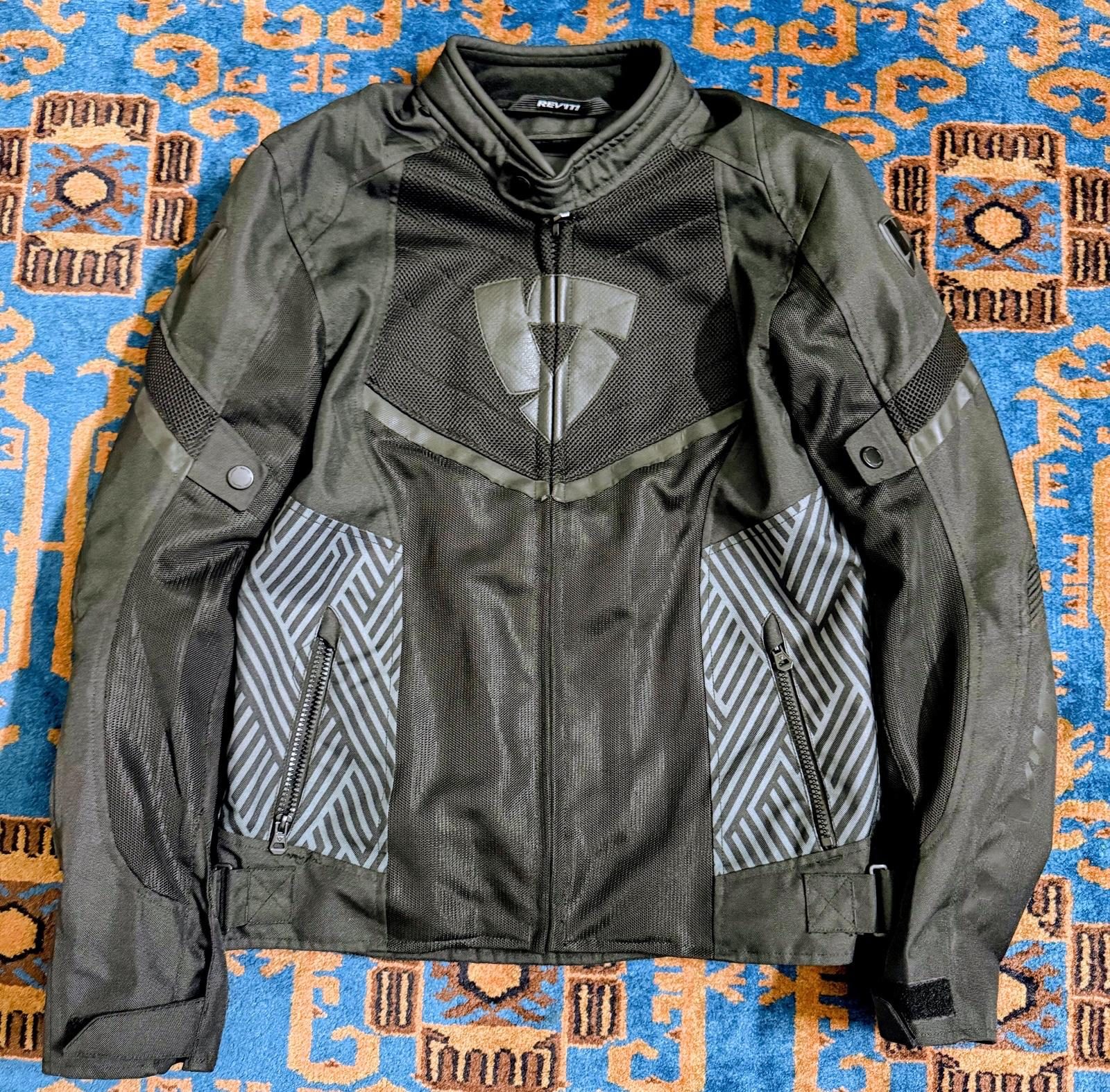 Revit Jacket Black/Blue 2