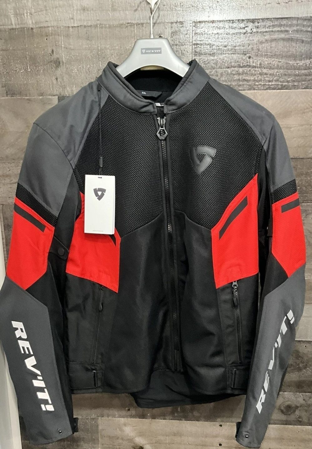 Rev ‘it GT-R Air 3 MesH Jacket Special for this Hor weather 100 percent ORIGINAL BRAND NEW - NEVER USED size - 3XL, Perfect for a person with size 46 chest size , BRAND NEW WITH TAGS - image 1