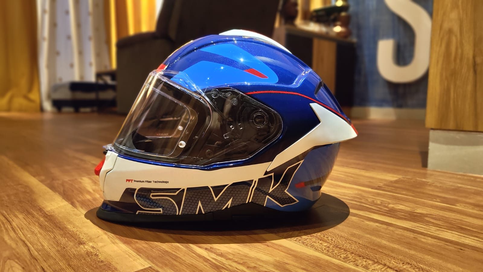 Helmet - SMK Titan. - image 1
